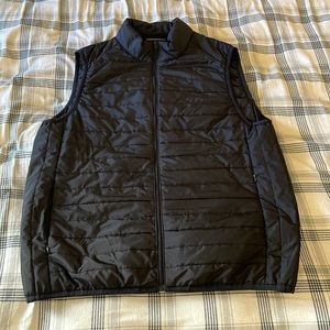 Black puffer vest. John Bartlett. Men’s Size M. Perfect condition.